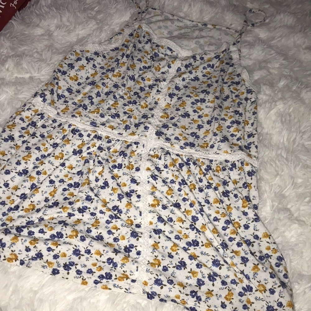 American eagle floral shirt